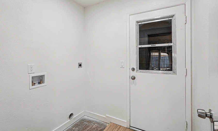 Furnished Finder property 886522_2 photo 23
