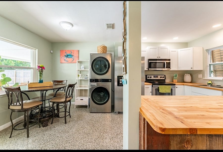 Furnished Finder property 886530_1 photo 6