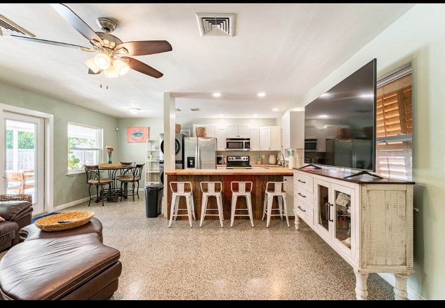 Furnished Finder property 886530_1 photo 5