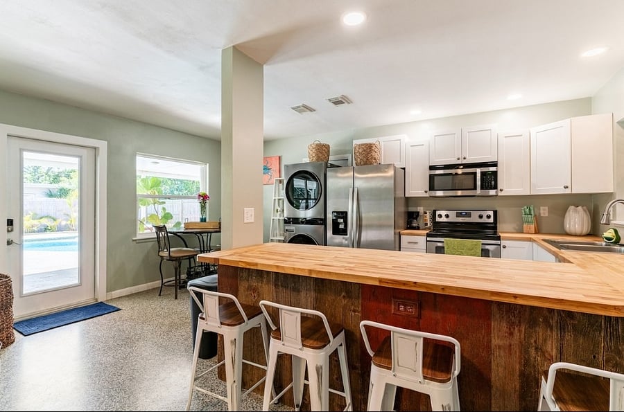 Furnished Finder property 886530_1 photo 10