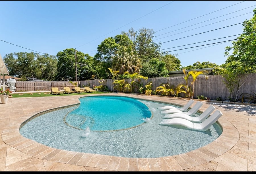 Furnished Finder property 886530_1 photo 18