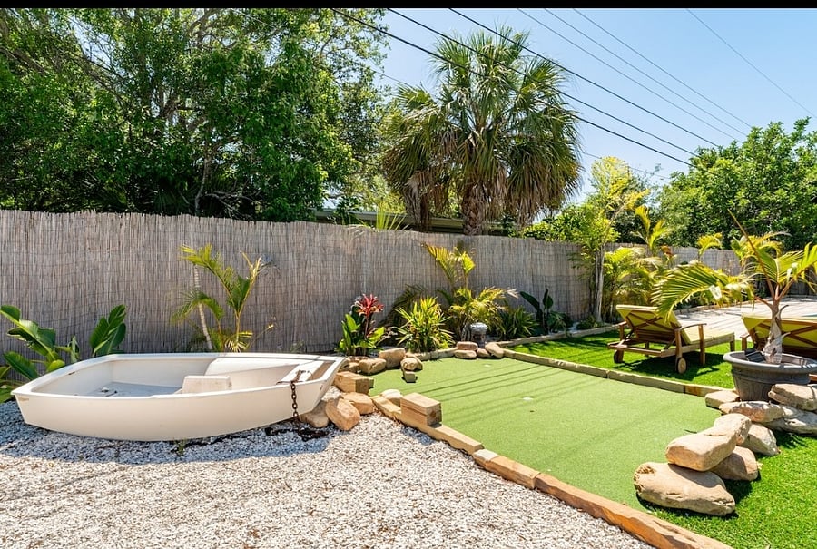 Furnished Finder property 886530_1 photo 24