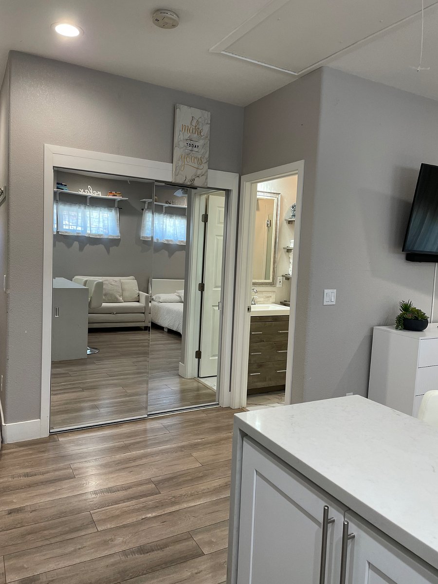 Furnished Finder property 886541_1 photo 7