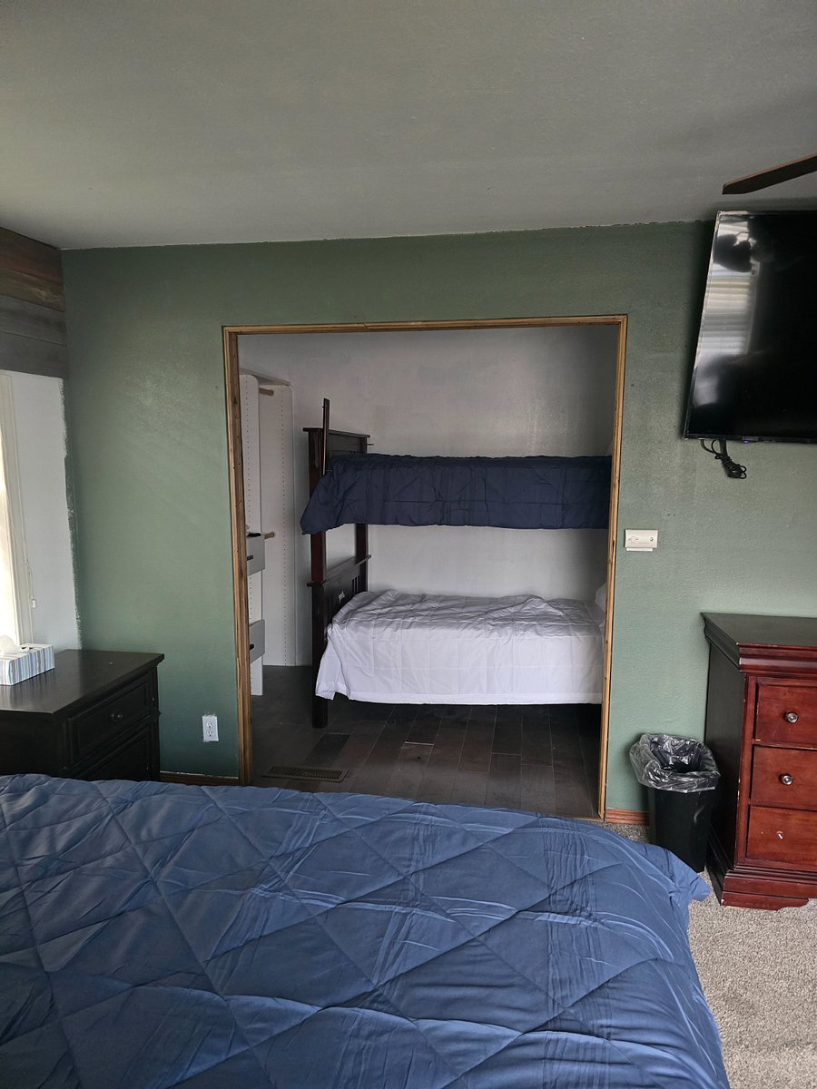 Furnished Finder property 886551_1 photo 7