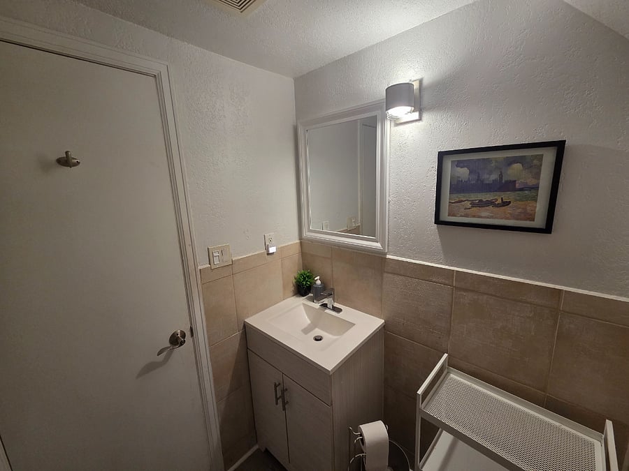 Furnished Finder property 886560_1 photo 19