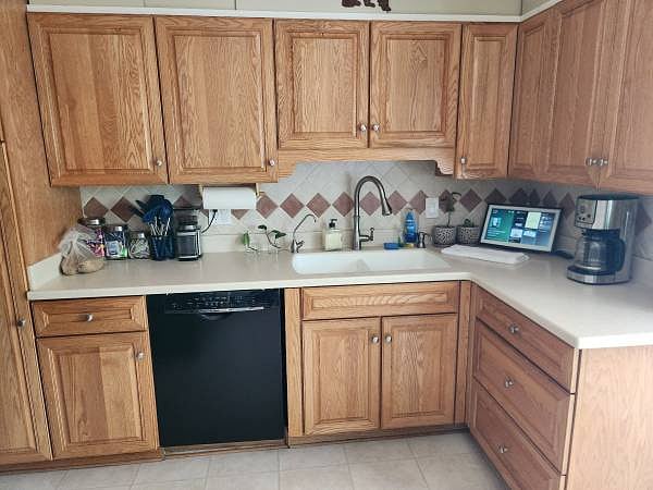 Furnished Finder property 886568_1 photo 9