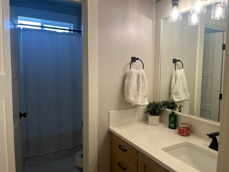 Bedroom 2-3 bathroom w/separate toilet and shower