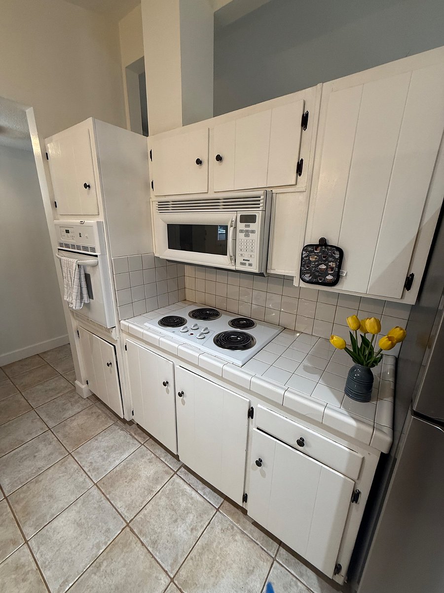 Furnished Finder property 886598_1 photo 8