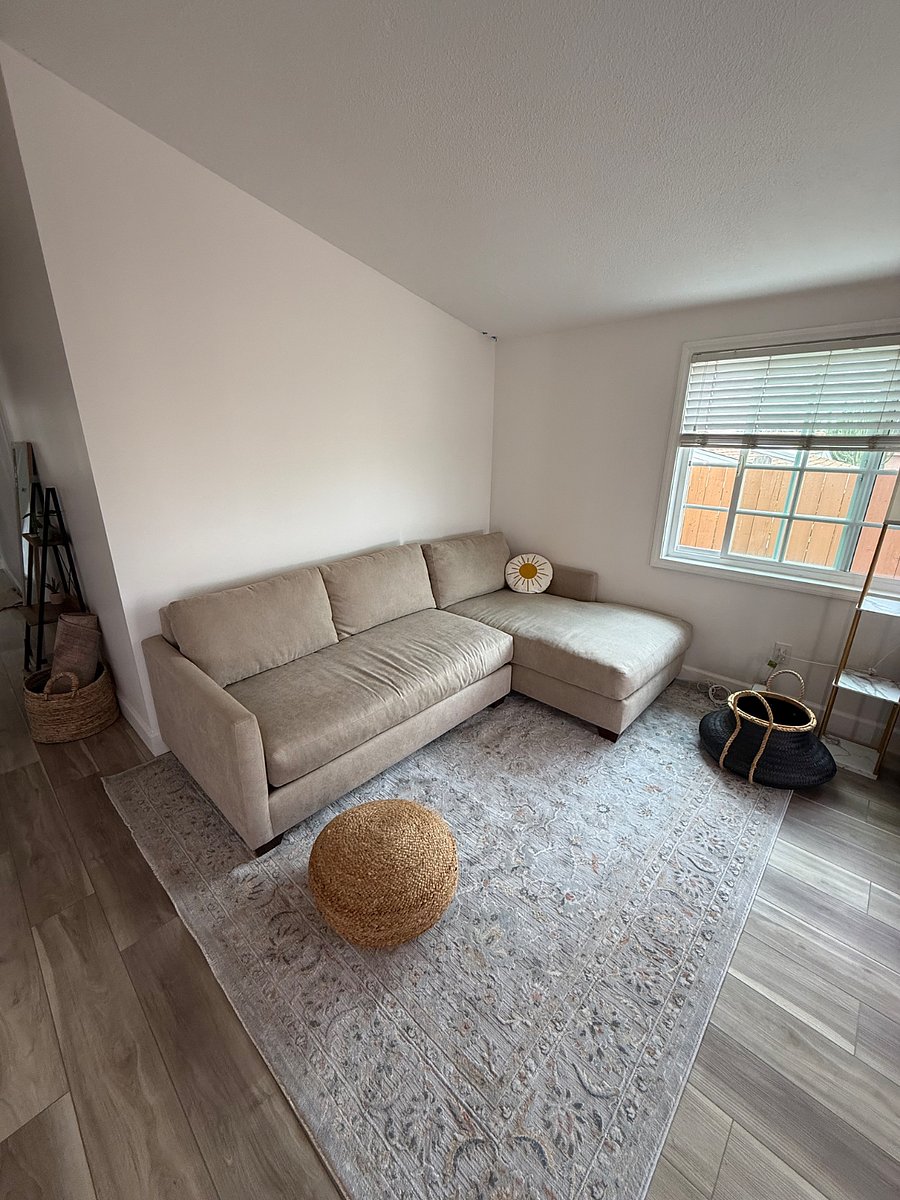 Furnished Finder property 886598_1 photo 18