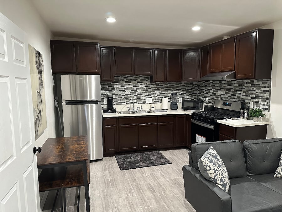 Furnished Finder property 886622_1 photo 4