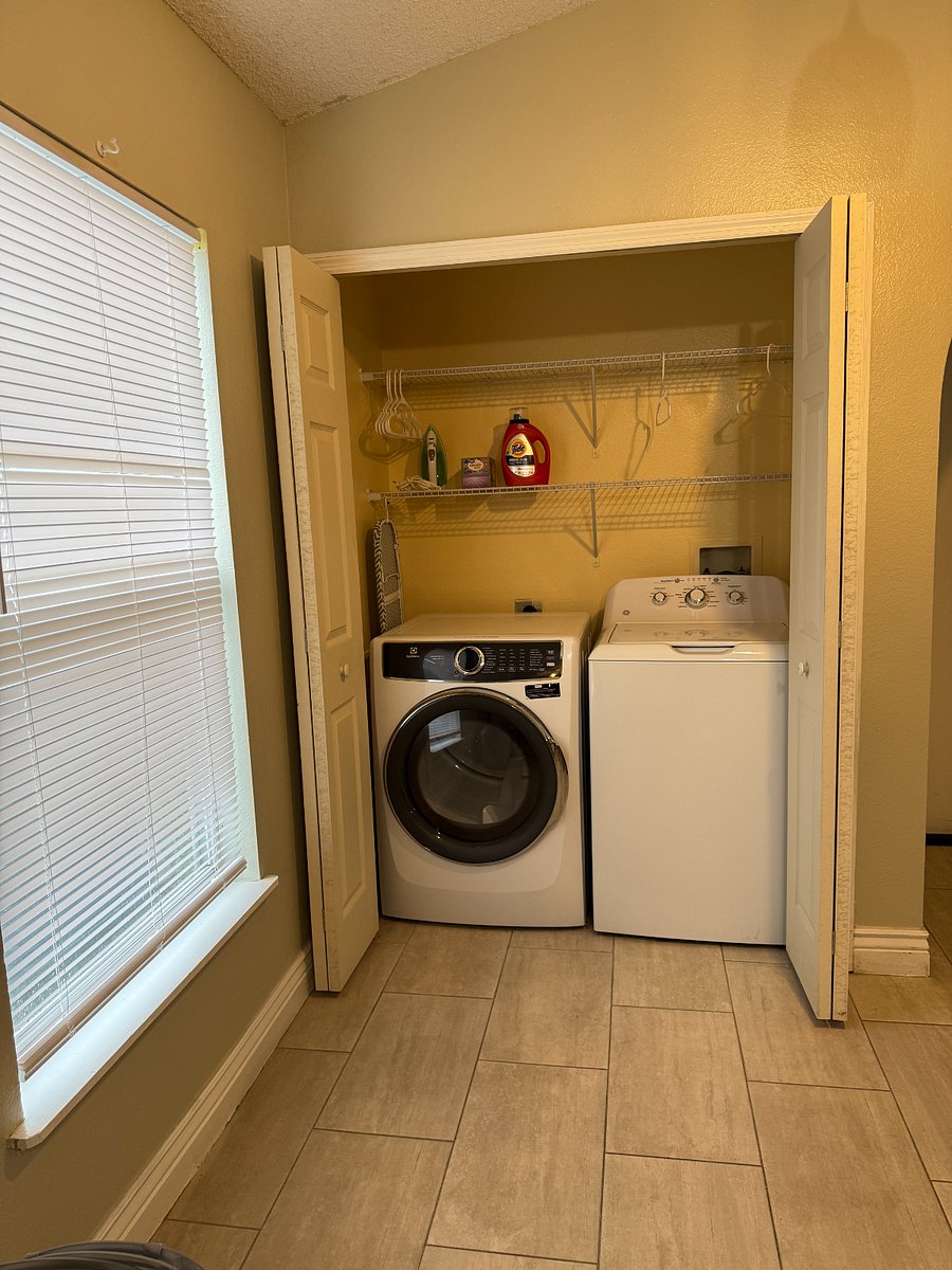 Furnished Finder property 886684_1 photo 6