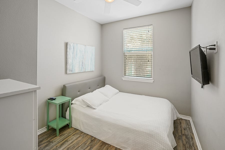 Furnished Finder property 886693_1 photo 12