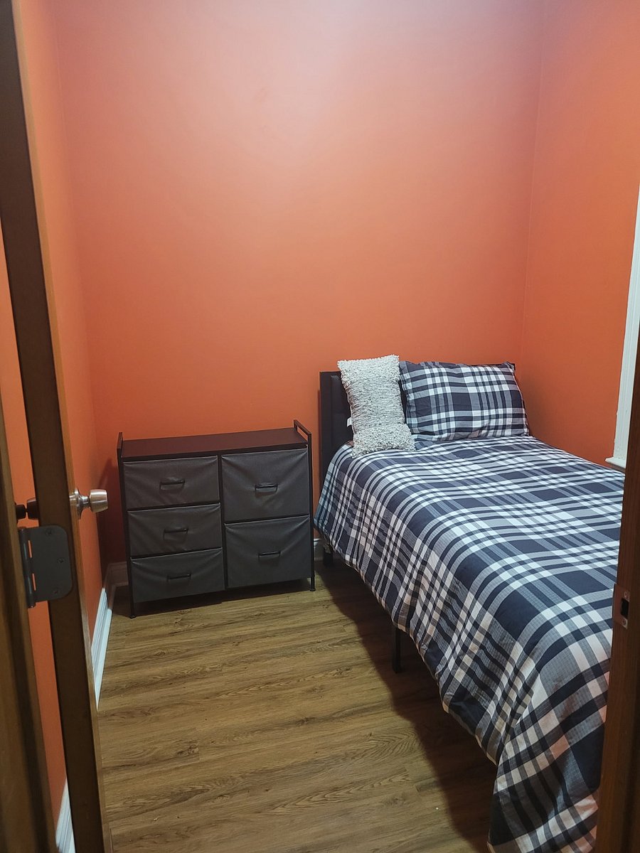 Furnished Finder property 886694_2 photo 8