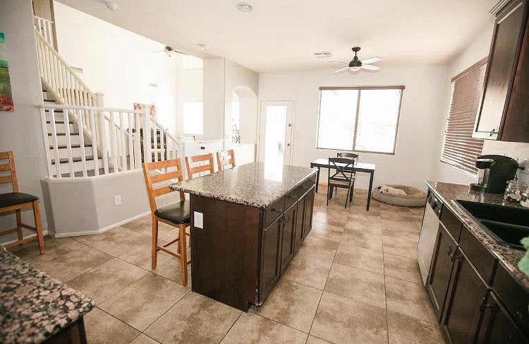 Furnished Finder property 886702_1 photo 3