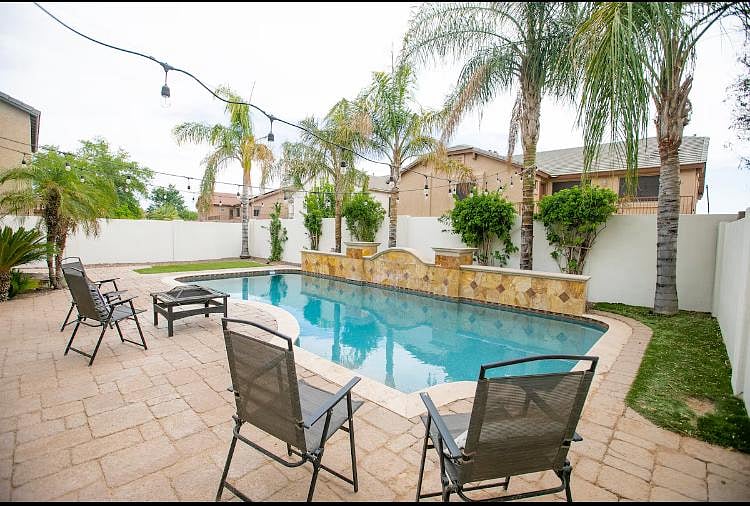 Furnished Finder property 886702_1 photo 6
