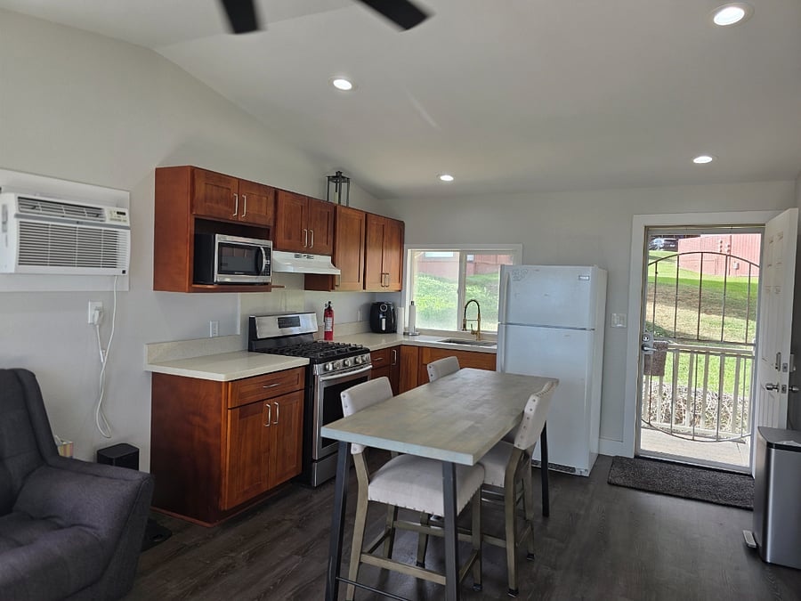 Furnished Finder property 886720_1 photo 3