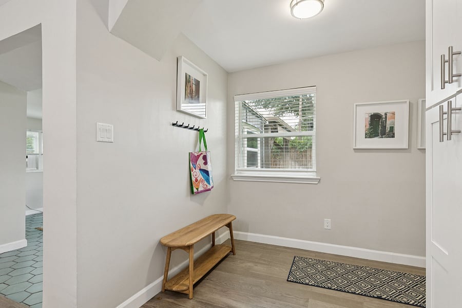 Furnished Finder property 886743_1 photo 25