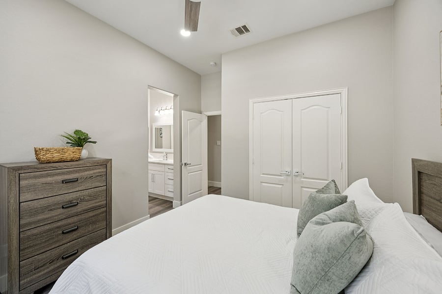 Furnished Finder property 886744_1 photo 24