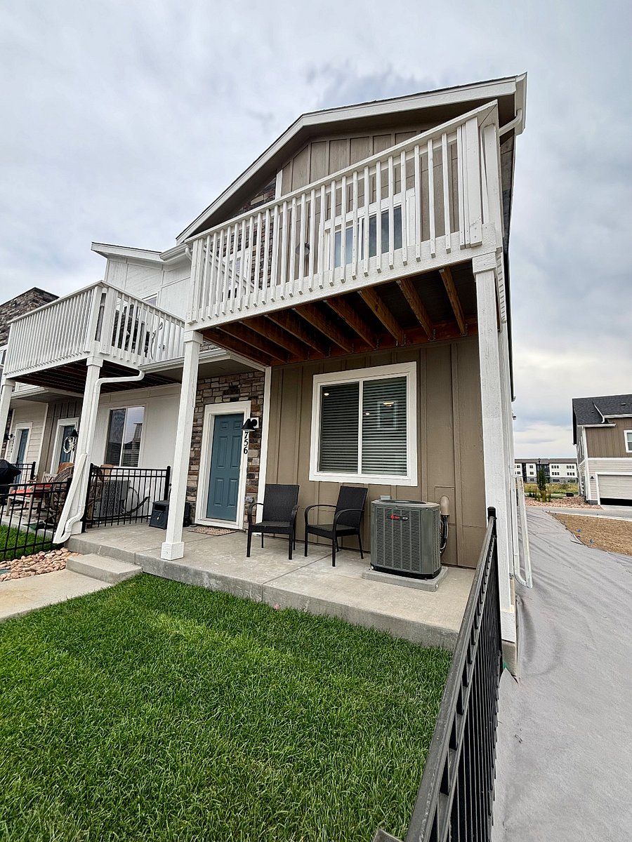 Front yard and balcony of master bedroom