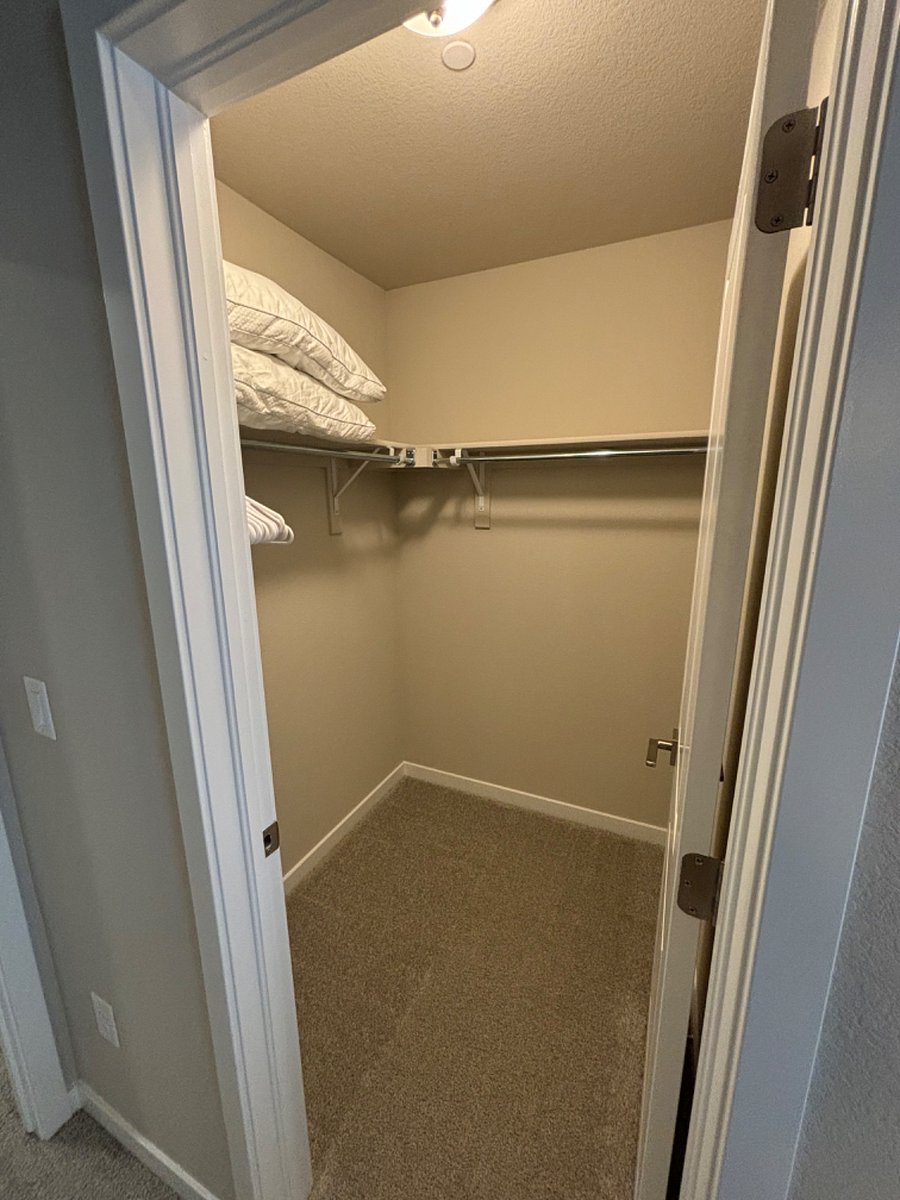 Furnished Finder property 886748_1 photo 26