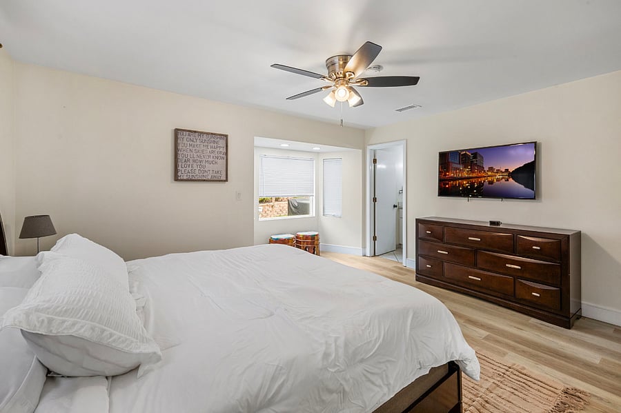 Furnished Finder property 886756_1 photo 24