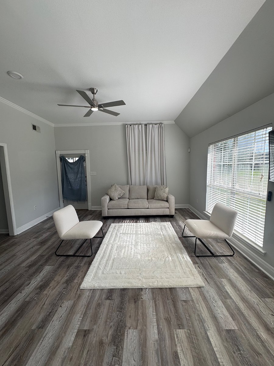Furnished Finder property 886763_1 photo 9