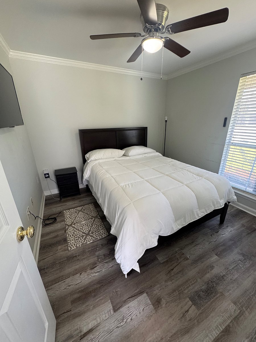Furnished Finder property 886763_1 photo 15