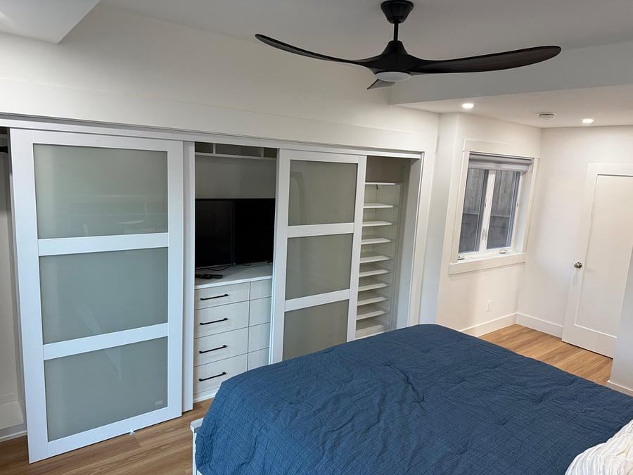 Bedroom #1 - King Size Bed