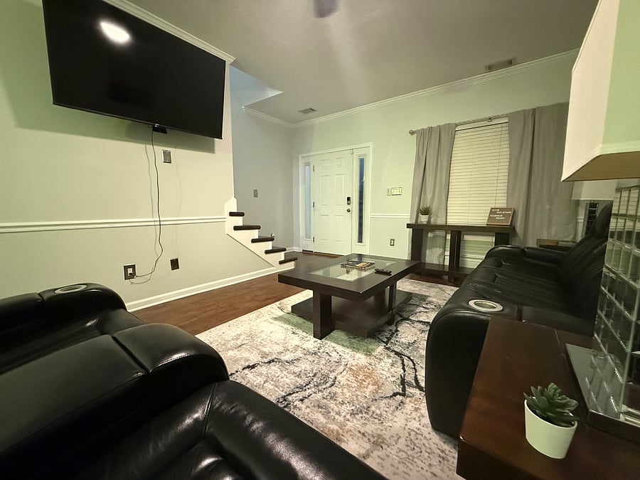 Furnished Finder property 886798_1 photo 1