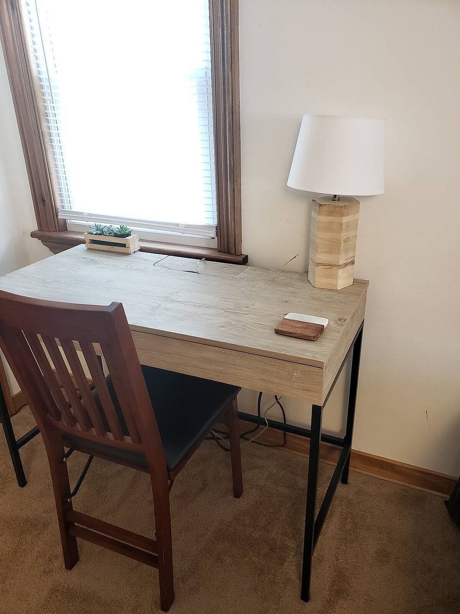 Furnished Finder property 886811_1 photo 3