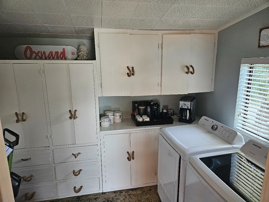 Laundry room/pantry