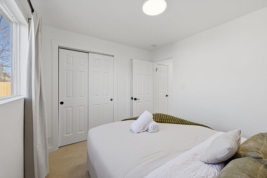Furnished Finder property 886830_1 photo 23