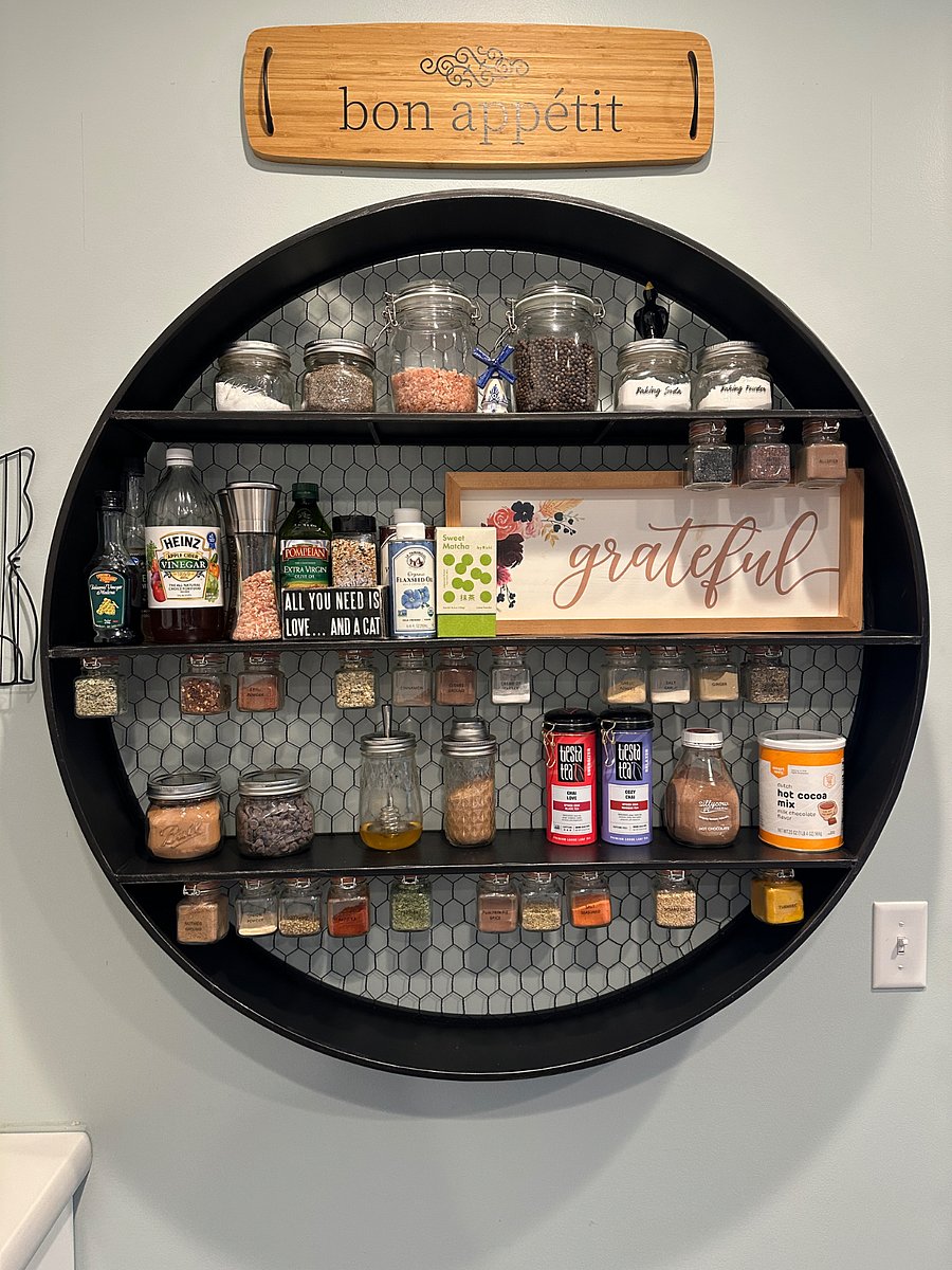 Magnetic spice rack and various other cooking essentials