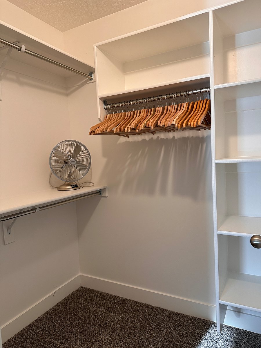 Walk in closethangers & a spare fan