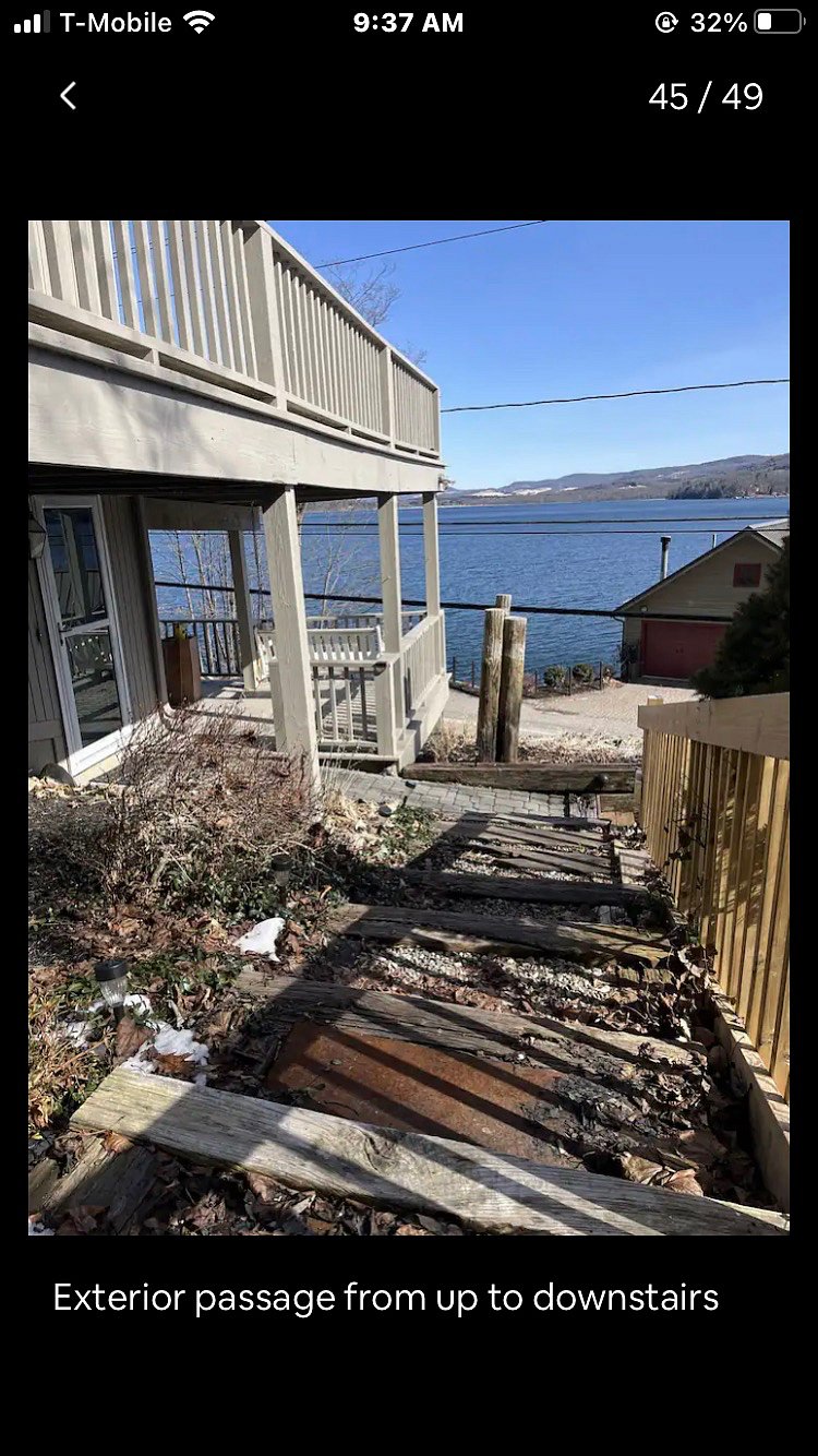 Youre entrance, near the lake.
