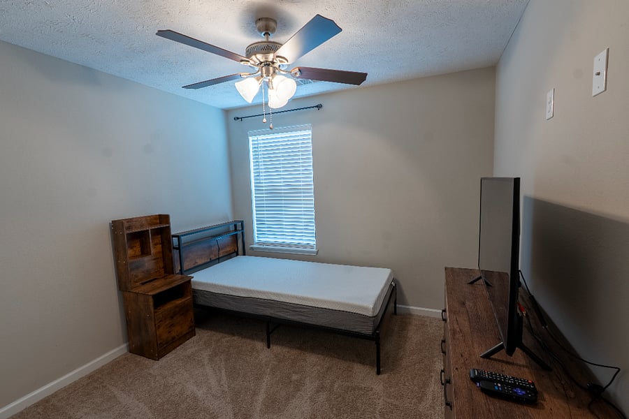 Furnished Finder property 886873_1 photo 3