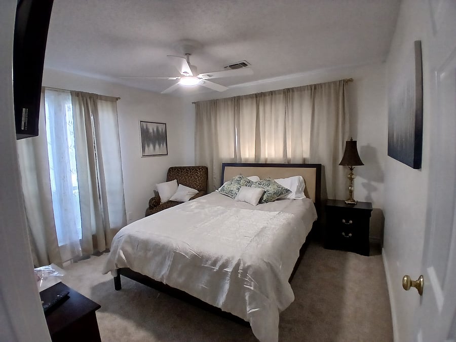 BB room 
Blues, Browns & Beige, tastefully decorated to satisfy everyone's palate 