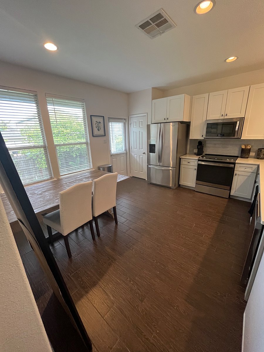 Furnished Finder property 886885_1 photo 3