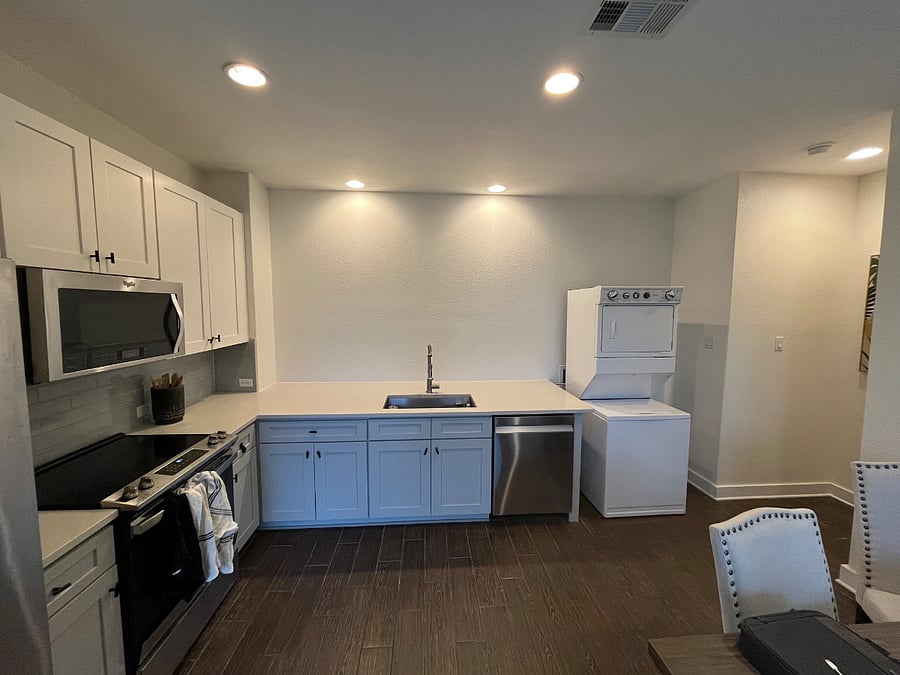 Furnished Finder property 886885_1 photo 21