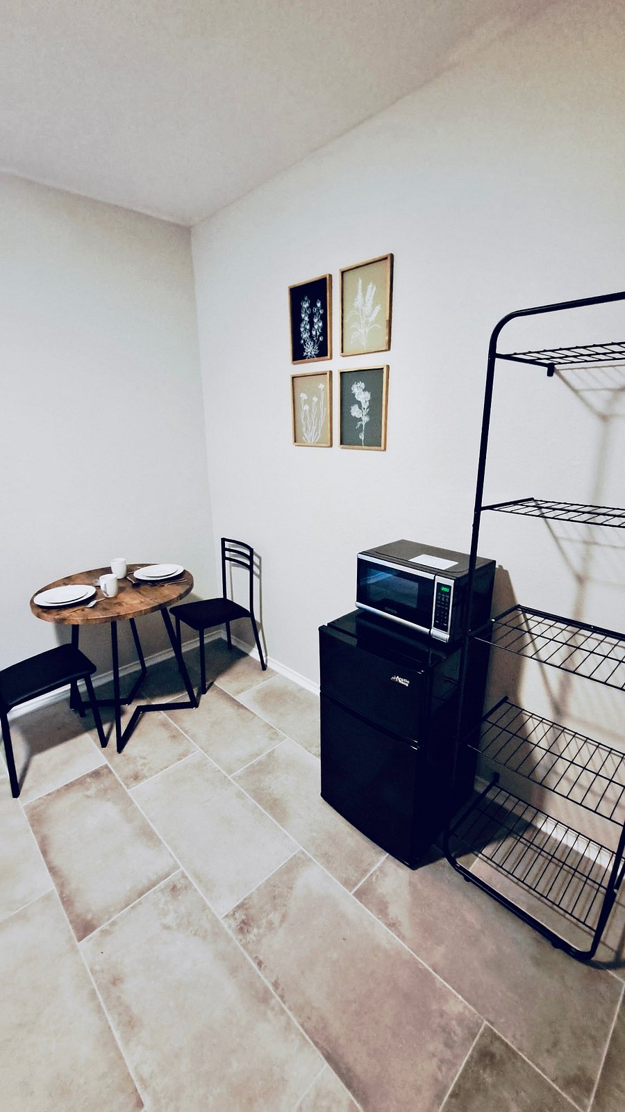 Furnished Finder property 886885_2 photo 7