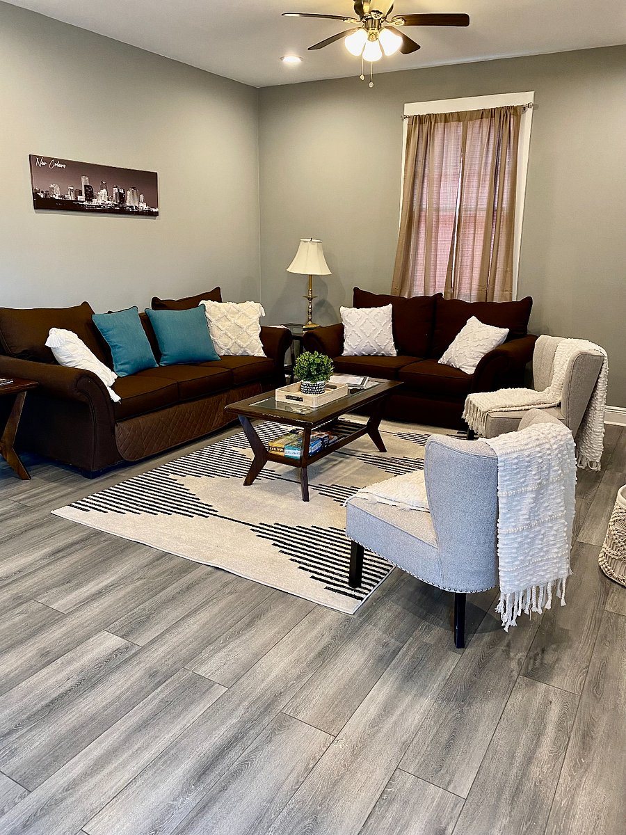 Spacious Living Room