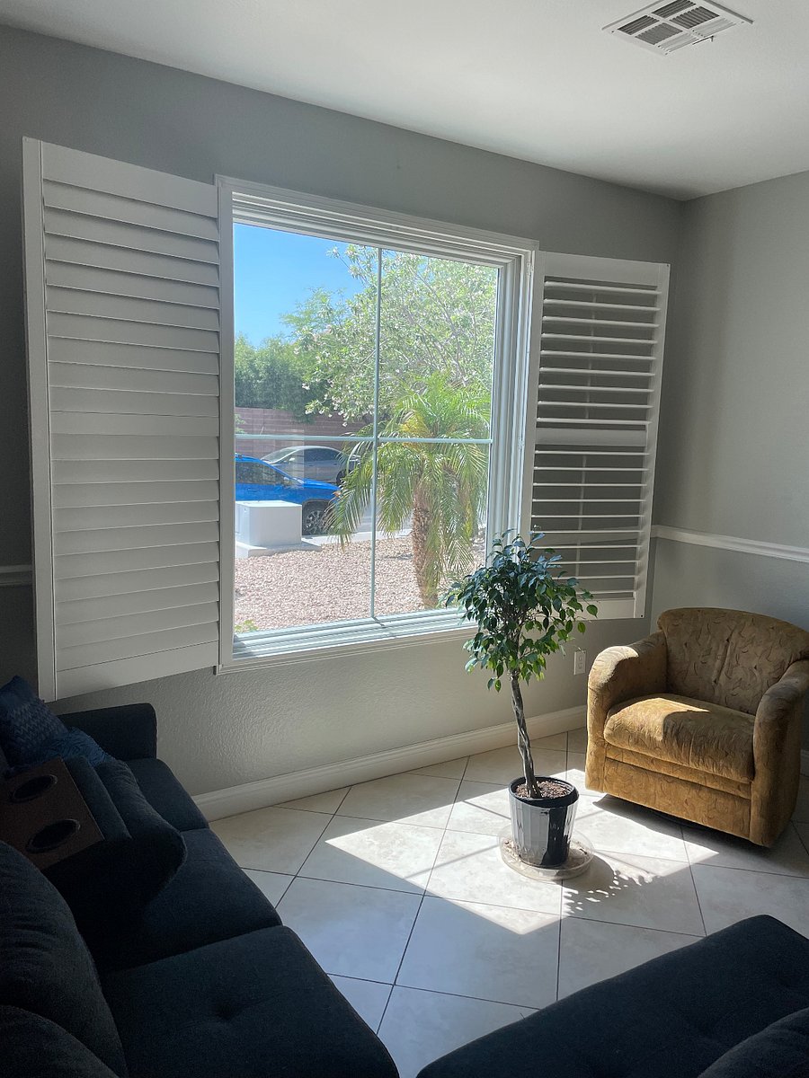 Another closer of view of the picture window from the living room