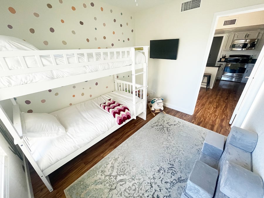 Furnished Finder property 886935_1 photo 15