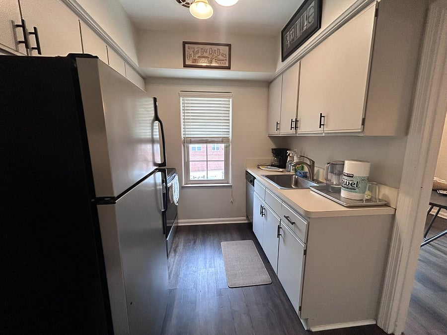 Furnished Finder property 886991_1 photo 3