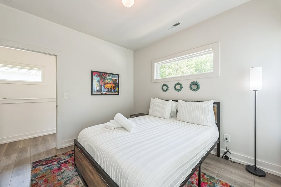 Furnished Finder property 886995_1 photo 11