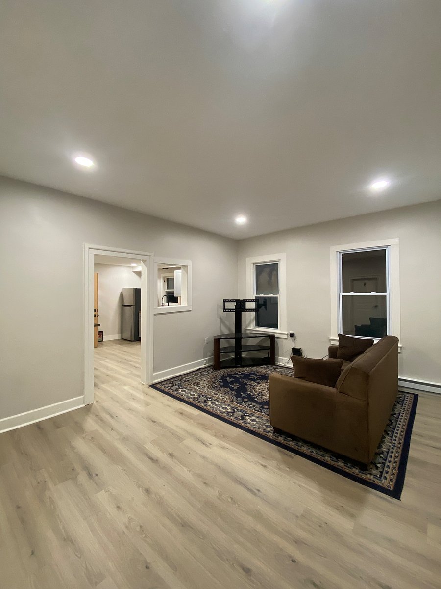 Furnished Finder property 887000_1 photo 7