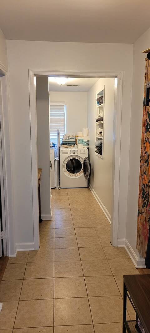 Furnished Finder property 887004_1 photo 13