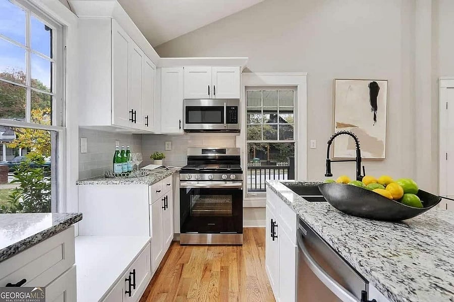 Furnished Finder property 887008_1 photo 11