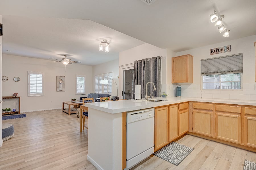 Furnished Finder property 887056_1 photo 9