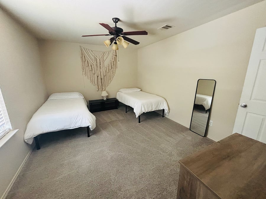 Furnished Finder property 887083_1 photo 17